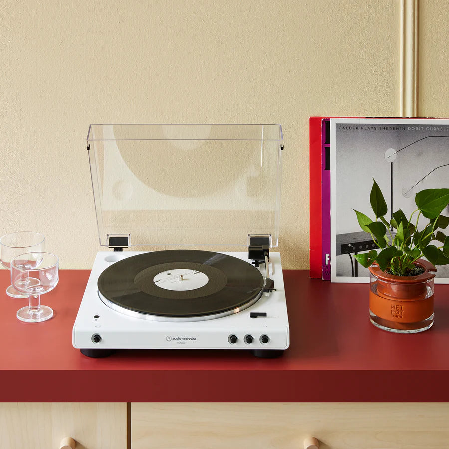 Audio-Technica AT-LP60XBT-WW Bluetooth Turntable